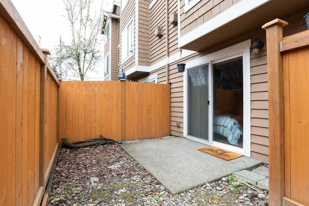 Snug Suite Near Greenlake! 시애틀 외부 사진